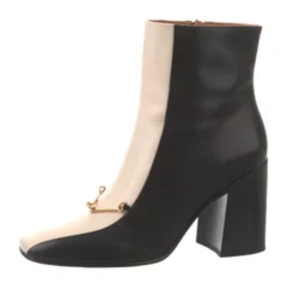 Tory Burch Women's Black/Cream Leather Equestrian Link Ankle Booties. 5.5